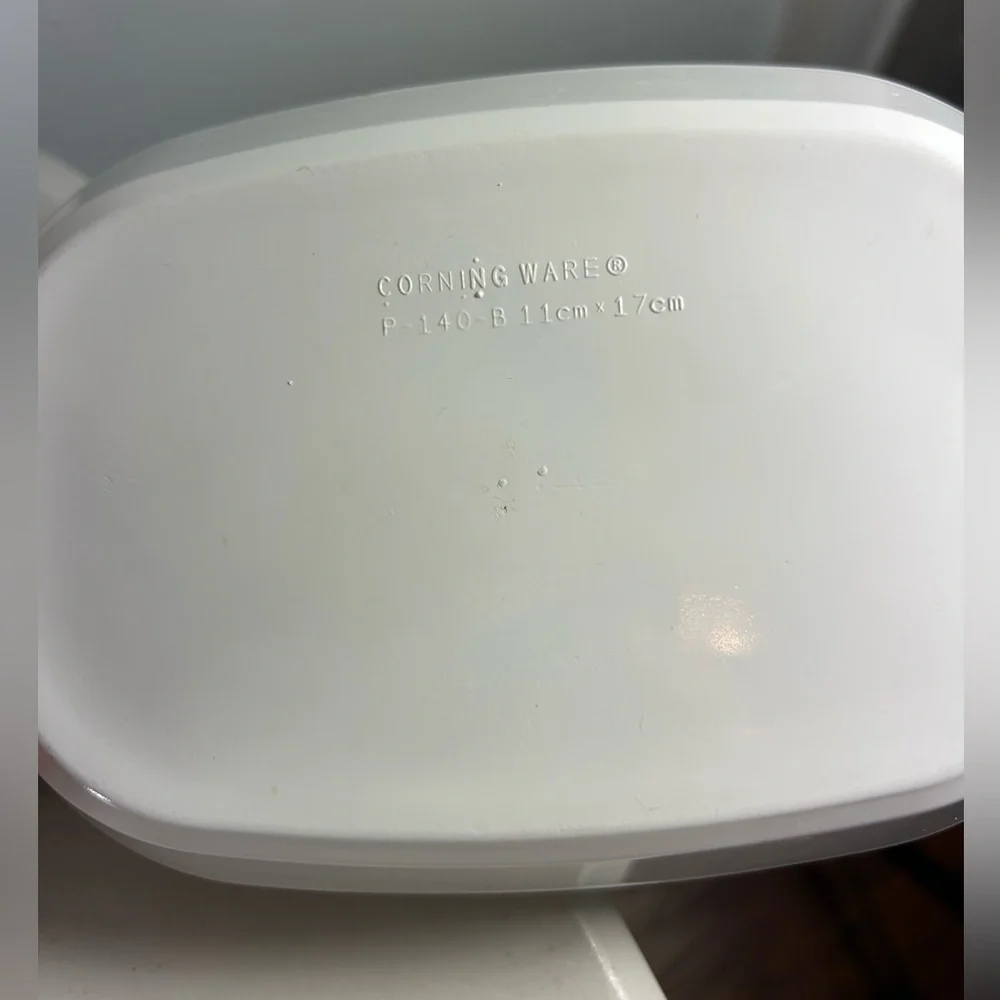 Corningware set side